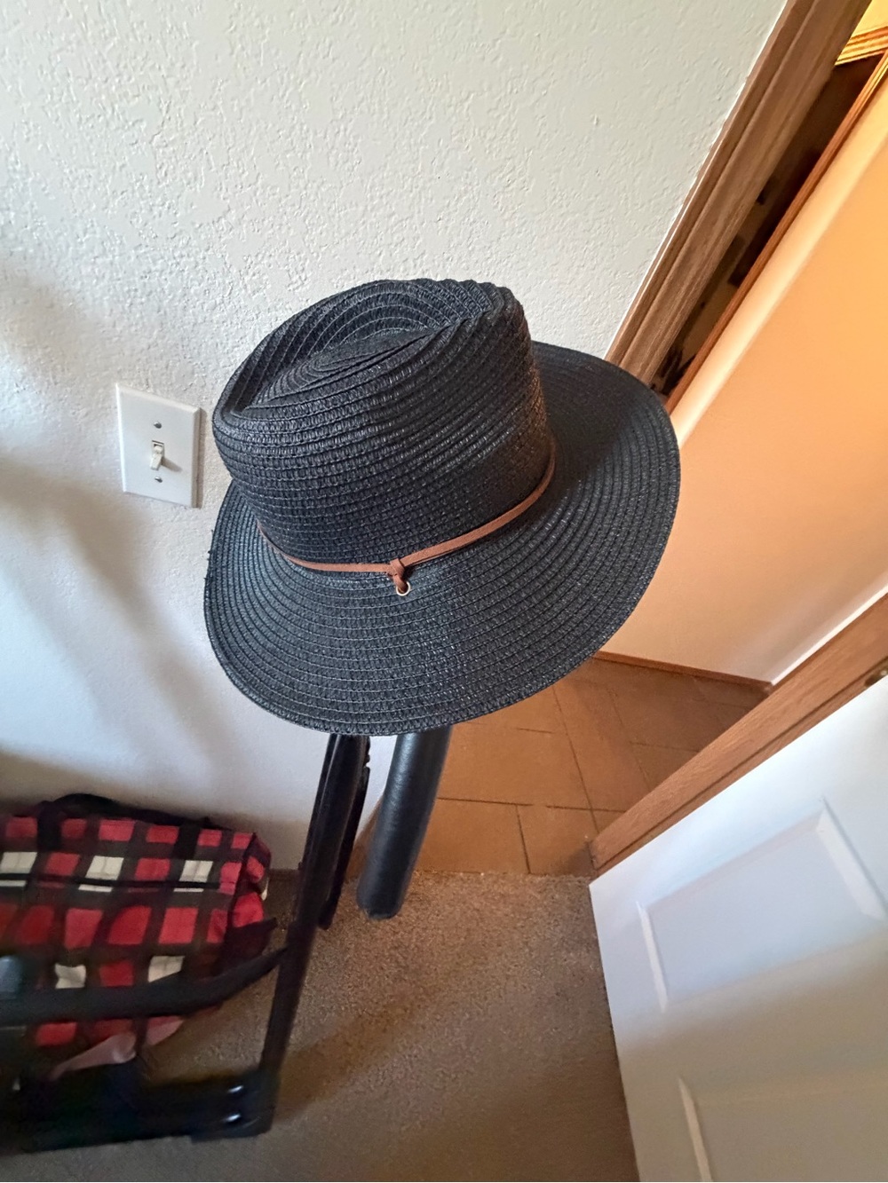 Women’s  Black Straw Hat with Brown Band and drawstring